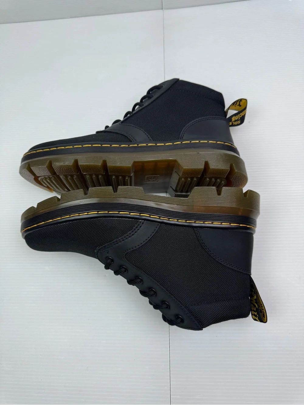 Dr. Doc Martens Bonny Air Wair Boots Unisex US Men 8 Women 9 Black Nylon Canvas